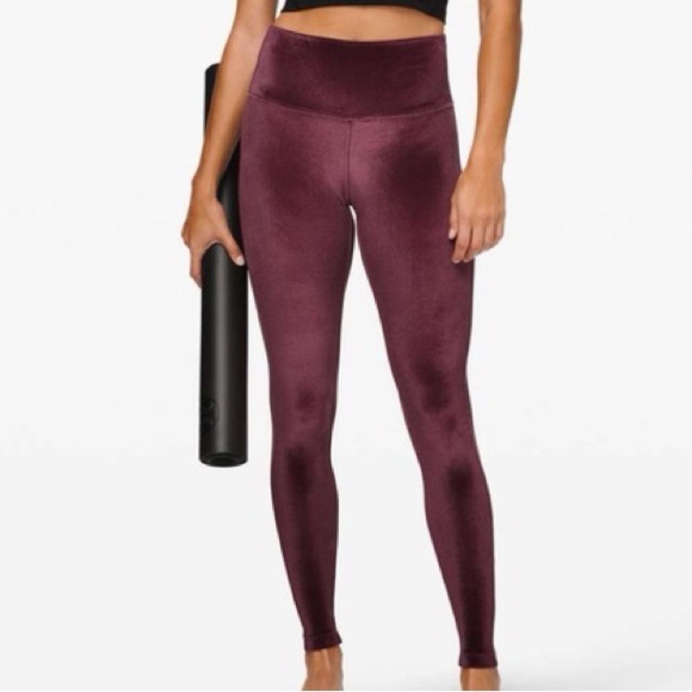 Lululemon Wunder Lounge High-Rise Tight 28" Velvet Garnet